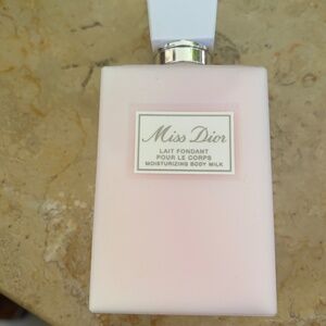NEW CHRISTIAN DIOR MISS DIOR BODY MILK
